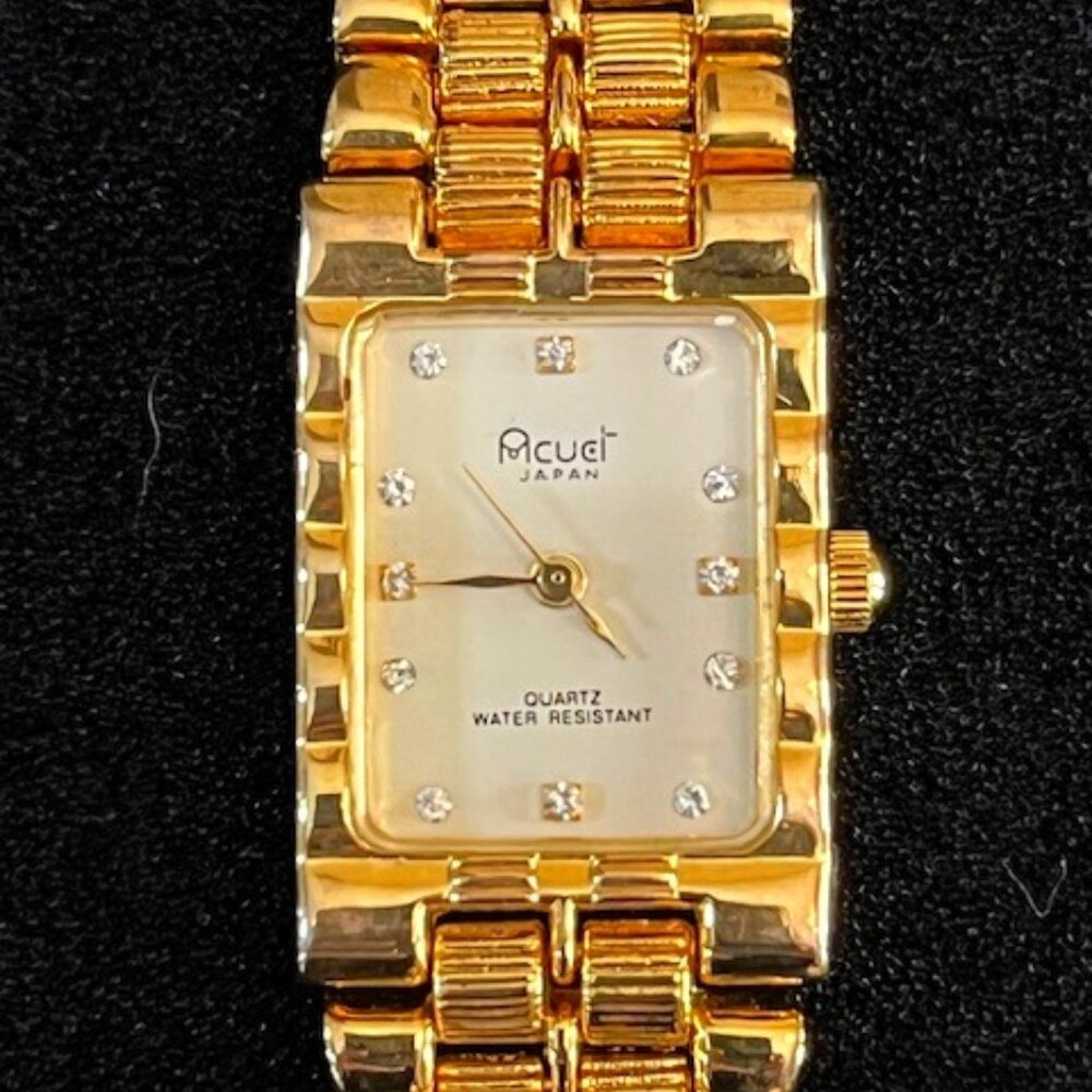 VINTAGE | Gold-tone bracelet watch-NEW Battery-EUC